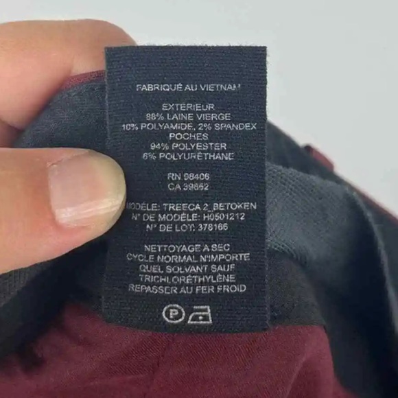 Seeking Theory maroon wool blend pants in 6/8 ... 88% wool, 10% poly, 2% spandex - Picture 2 of 4